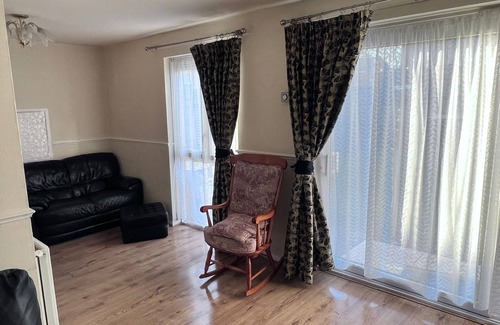 High Wycombe House | Beautiful 3-bed House in High Wycombe