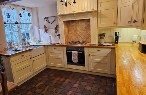 Longnor House | Beautiful 3-Bed House in Longnor near Buxton
