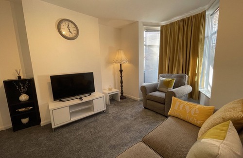 Hull Apartment | Beautiful 3 bed property in Central Hull