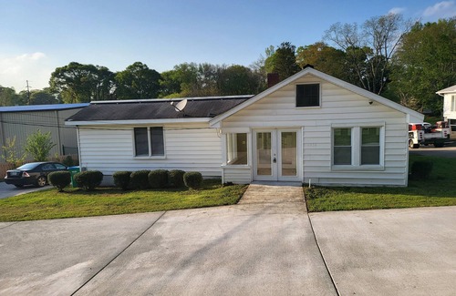 Clarkdale House | BEAUTIFUL 3 BED ROOM HOME IN AUSTELL