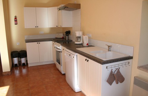 Monflanquin Cottage | Beautiful 3 bed stone country cottage with private heated pool in Monflanquin