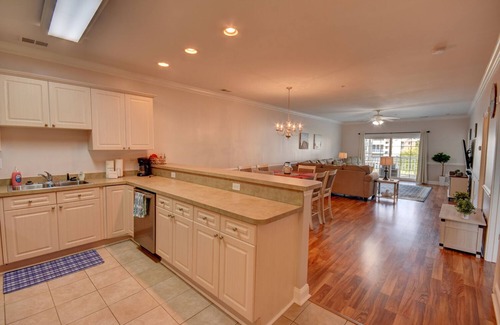 Central Myrtle Beach Condo | Beautiful 3 bedroom condo in the heart of Myrtlewood Villas