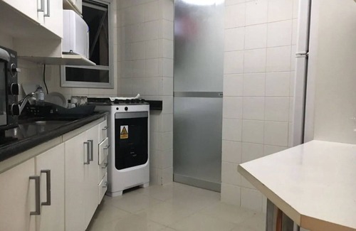 Bigorrilho Apartment | Beautiful 3 bedroom apt with garage!