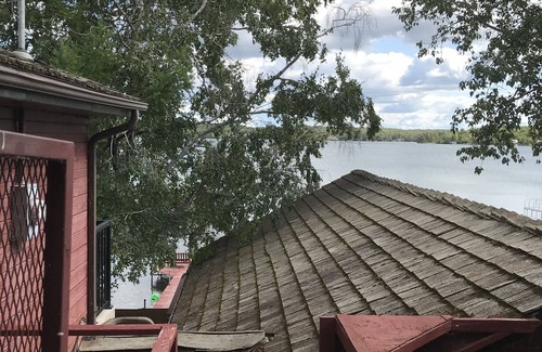 Division No. 7 House | Beautiful 3 Bedroom Cabin at Clear Lake, Alberta. Perfect for kids and boating!