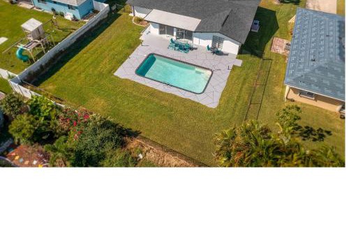 Caloosahatchee House | Beautiful 3 Bedroom House