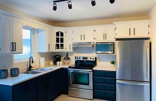Moncton House | Beautiful 3 Bedroom House by Magnetic Hilln