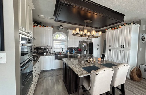 Willis House | Beautiful 3 bedroom Lake House with pool and Hot Tub on lake Conroe! LAKEFRONT