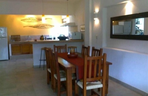 Ixtapa - Zihuatanejo Condo | Beautiful 3 Bedroom Condo w Swimming Pool- 1 Block from Fabulous La Ropa Beach