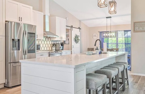 Three Oaks House | Beautiful 3 Bedroom House with Inground Pool! Close to everything!