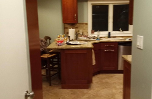 West Hills House | Beautiful 3-bedroom house with WiFi in Huntington
