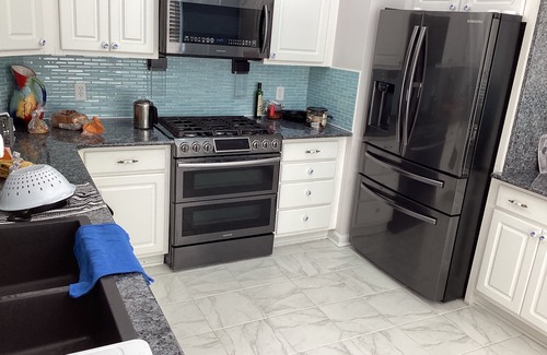 Algiers House | Beautiful 3 bedroom house, 10 minutes by car to the French quarters . Peaceful