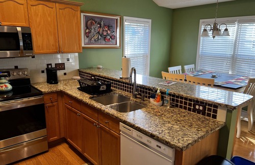 Myrtle Grove House | Beautiful 3 bedroom home near Carolina Beach