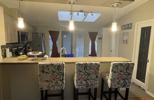 Anglemont House | Beautiful 3 bedroom vacation home with hot tub hosted by Eagle Ridge Stays Ltd.