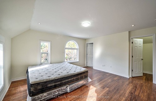 Pickering House | Beautiful 3 BR home in Pickering village near Stouffville