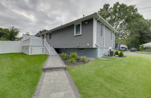 Bedford Apartment | Beautiful 3 BR Home with Workspace 20 Min to Boston