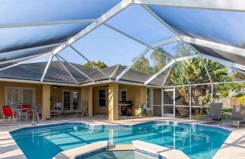 Equestrian Walk Apartment | Beautiful 3 Br. Single family (101172) by Houzlet