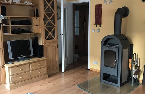 Oberturkheim Condo | Beautiful 3 room apartment, 75 sqm