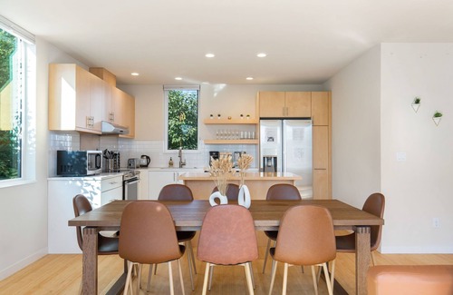 Atlantic House | Beautiful 3B3B Close to DT w/Rooftop & Parking