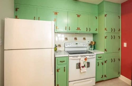 Mount Dora House | Beautiful 3bed 2bath Mount Dora Charmer with Views of Lake Ola