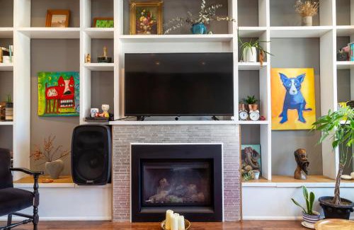 Old East York House | Beautiful 3BR House in the Heart of Greek Town