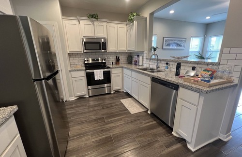 Edinburg House | Beautiful 3R-2B Home in Quiet Community
