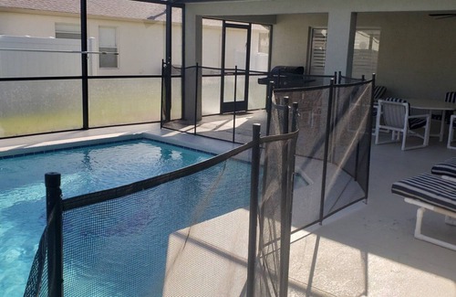Orange Tree House | Beautiful 4/3 Pool Home FREE Spa Heat