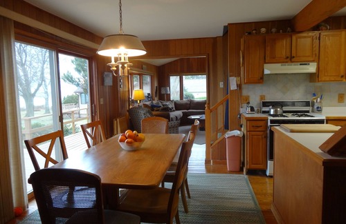 Sodus House | BEAUTIFUL 4 BDRM HOUSE ON LAKE ONTARIO.