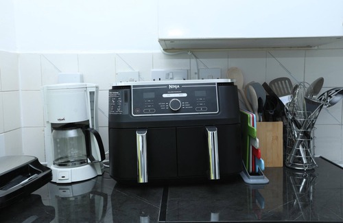 North End House | Beautiful 4-Bed House in Erith