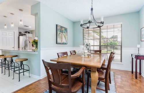 Golden Glades - The Woods House | Beautiful 4 Bedroom Lake Home just minutes from Beaches and Mayo!