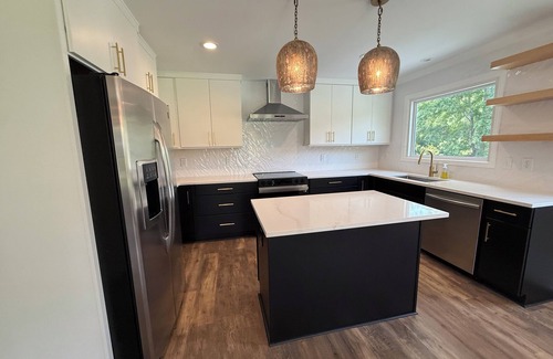 Kipling House | Beautiful 4-bedroom/3 bath house in peaceful South Raleigh neighborhood