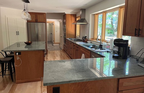 Leland House | Beautiful 4 Bedroom-5 bath completely renovated home in prime location in Leland