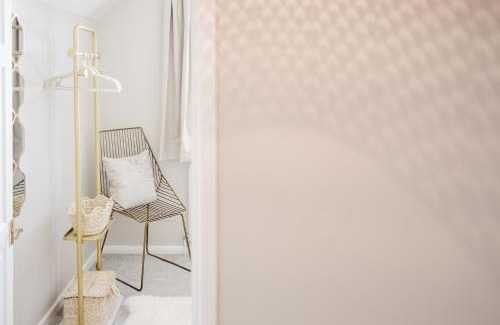 Woodstock Apartment | Beautiful 4 Bedroom Cotswolds Home near Woodstock!