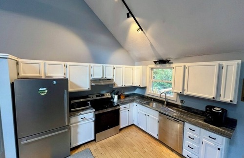 Stowe House | Beautiful 4 Bedroom Home close to Stowe Village and Stowe Resort