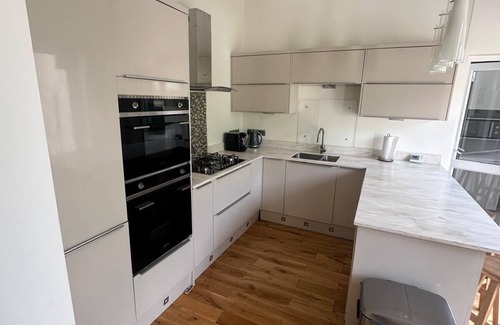 Lewisham House | Beautiful 4 Bedroom House