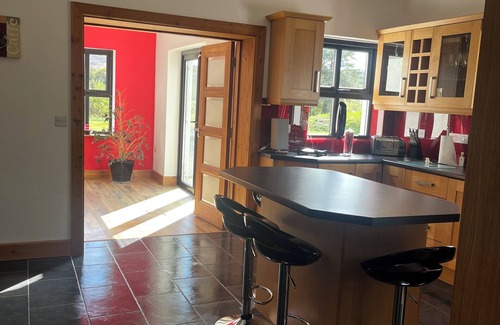 Oughterard House | Beautiful 4-bedroom house in Rosscahill, Connemara, Galway
