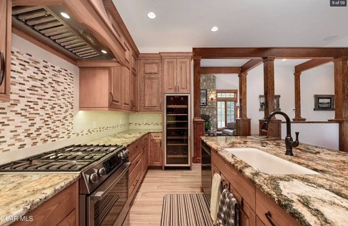 Fraser House | Beautiful 4-bedroom house on 8 acres near Fraser - privacy and amazing views!n