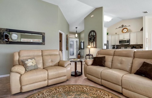 Deep Creek House | Beautiful 4 Bedroom 2 Bath home in Punta Gorda, Florida close to it all.