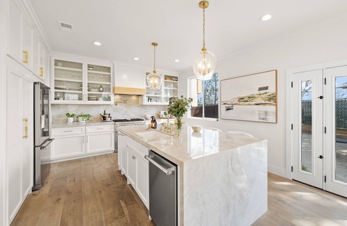Harbor House | Beautiful 4-bedroom house in Signal Hill with WiFi, fitness room