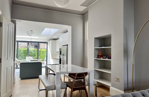 Shepherd's Bush House | Beautiful 4 bedroom Victorian family house on quiet road