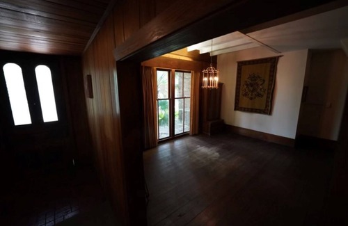 Port Allen House | Beautiful 4ac setting on Historic Allendale, bordered by Mississippi River Levee