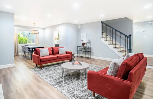 Lake Area House | Beautiful 4BR House in Newark