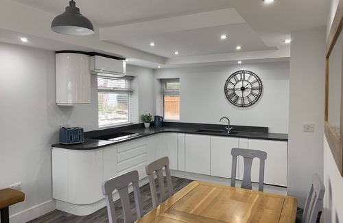 Chorlton-by-Backford Other | Beautiful 5 bed farmhouse