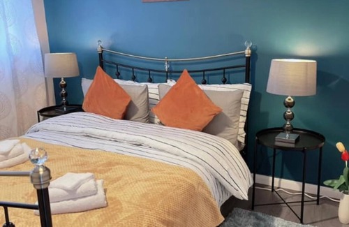 Bedford House | Beautiful 5-bed House in the Heart of Bedford