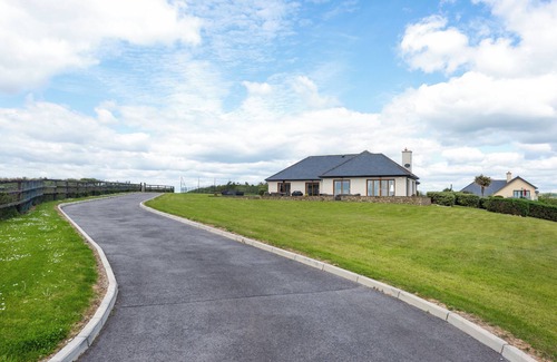 Ardmore Villa | Beautiful 5-Bed Villa in Waterford
