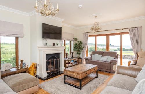 Ardmore Villa | Beautiful 5-Bed Villa in Waterford