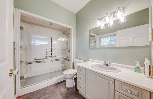 Rosedale Cottage | Beautiful 5 bedroom in fenelon falls