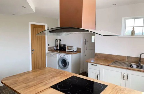 Knott End-on-Sea House | Beautiful 5-Bedroom House with Jacuzzi