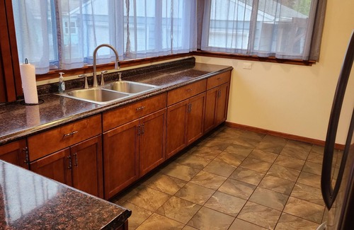 Bouvet Island House | Beautiful 5 bedroom home only minutes from UIUC