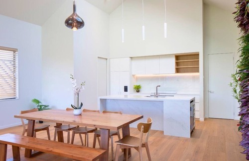 Jacks Point House | Beautiful 5 Bedroom home with rural views