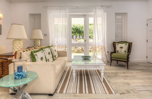 Apes Hill Villa | Beautiful 5 Bedroom Property